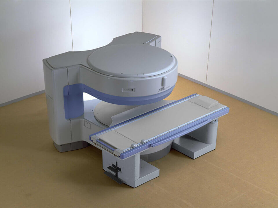AIRIS Mate Refurbished Hitachi MRI Machine for Diagnostic centre & Hospitals in India provided by Arnica HealthTech